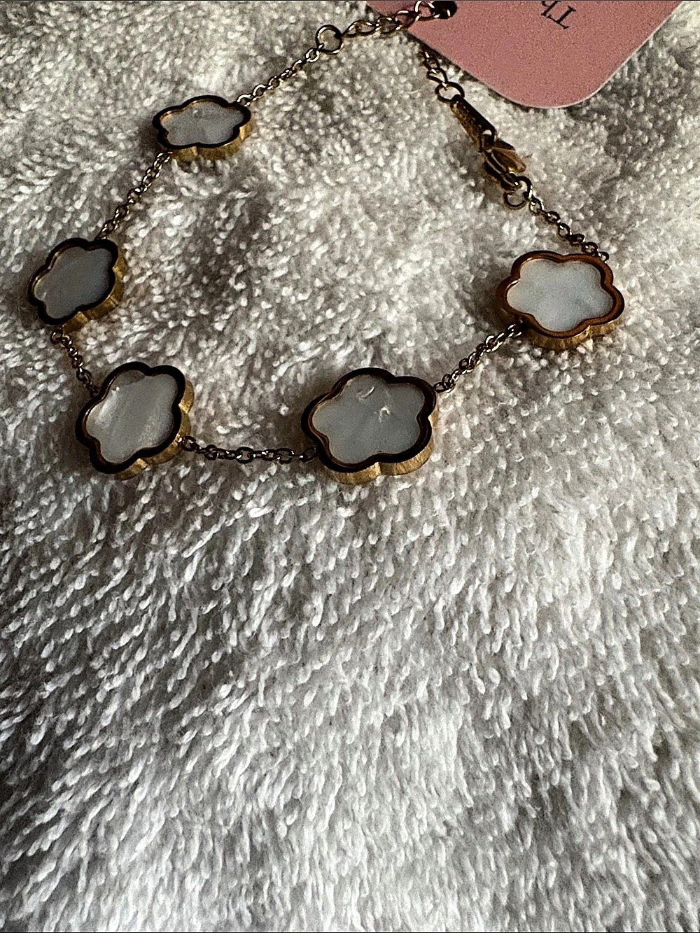 Clover Station Necklace in White & Gold